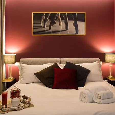 Dimora Del Teatro Pensjonat 4*