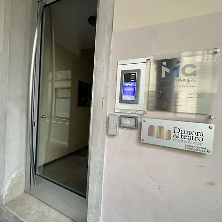 게스트하우스 Dimora Del Teatro 4*