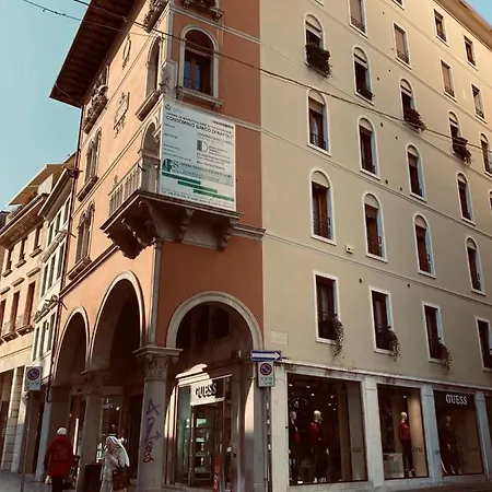 Dimora Del Teatro Тревизо